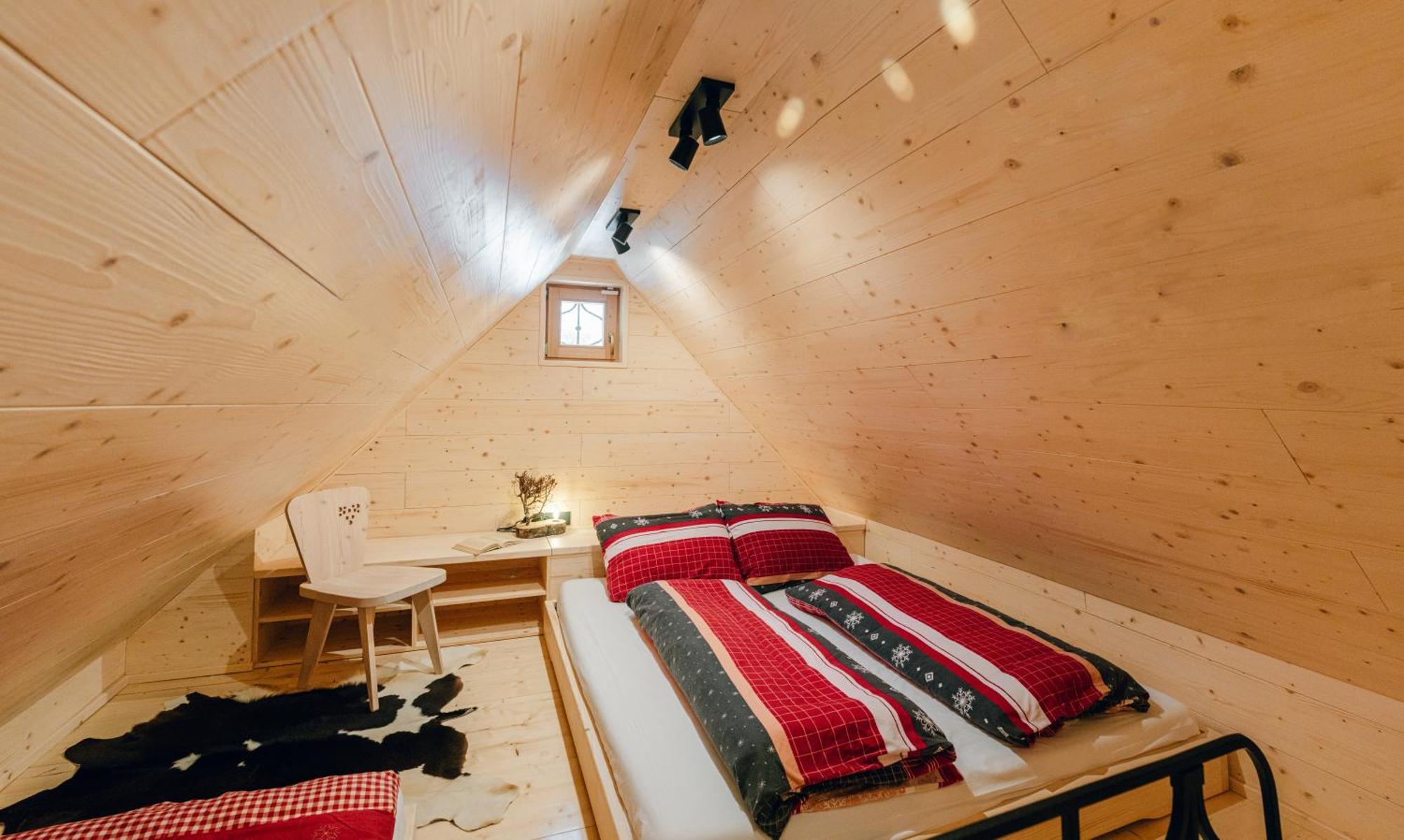 Lepenatka With Sauna - I Feel Alps Stahovica