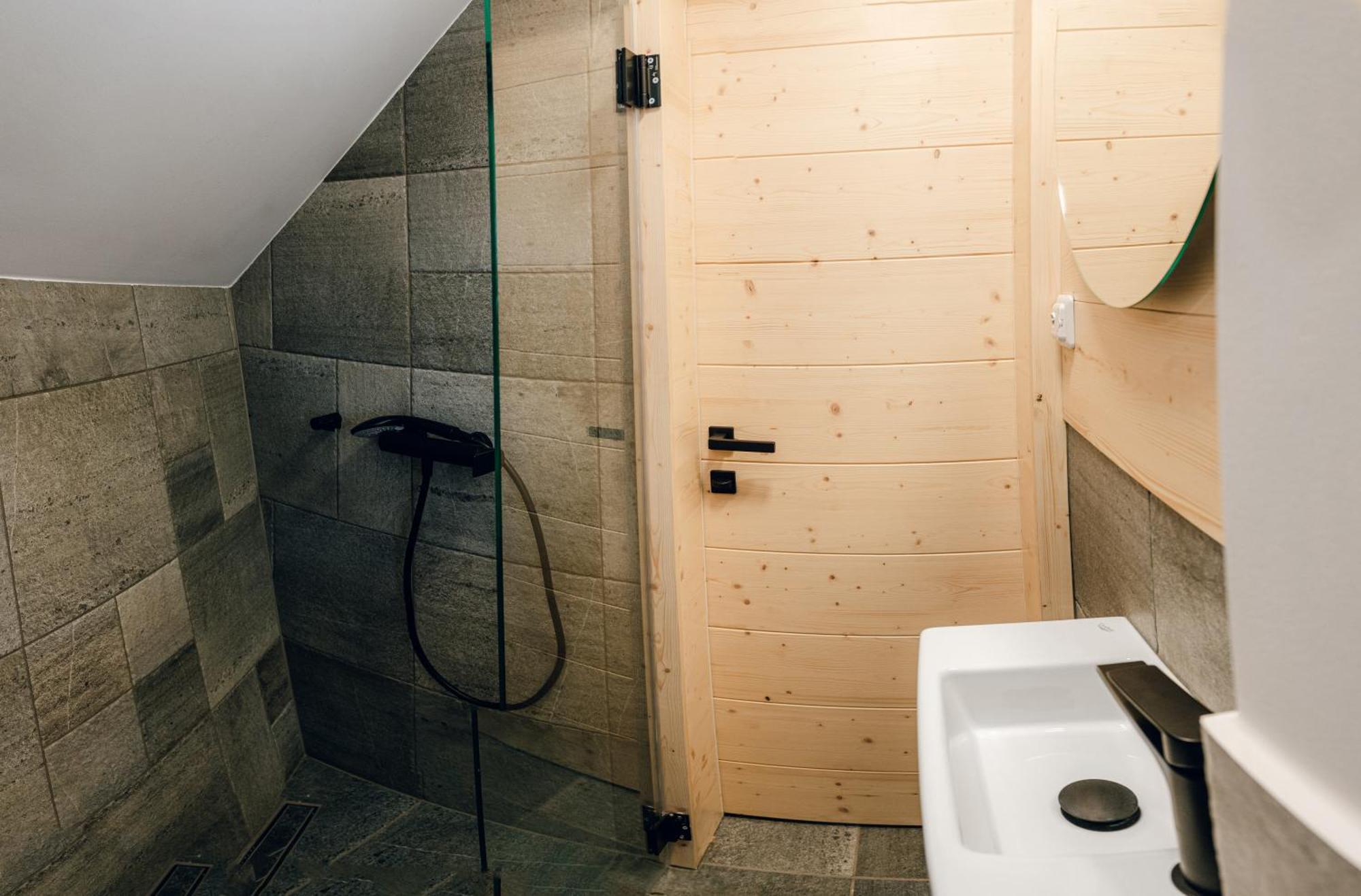 Lepenatka With Sauna - I Feel Alps Stahovica
